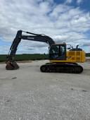 2023 John Deere 200G Image