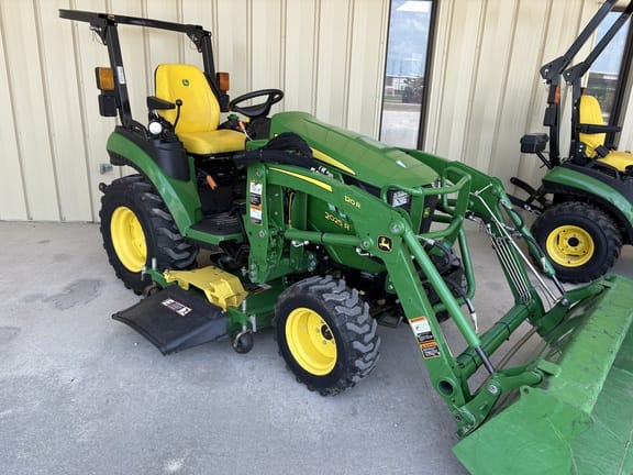 2023 John Deere 2025R Equipment Image0