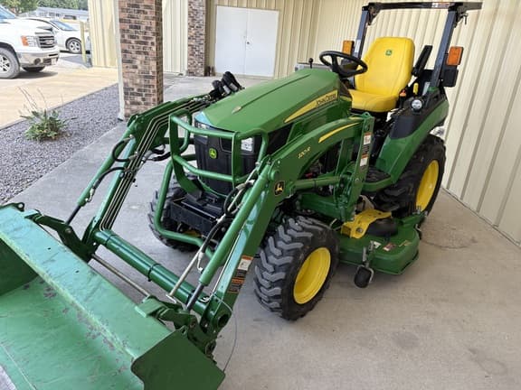 Image of John Deere 2025R equipment image 3