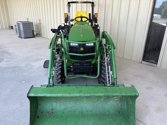 2023 John Deere 2025R Equipment Image0