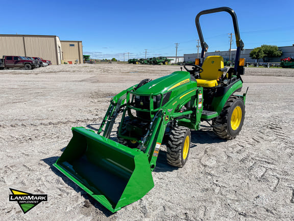 Main image John Deere 2025R