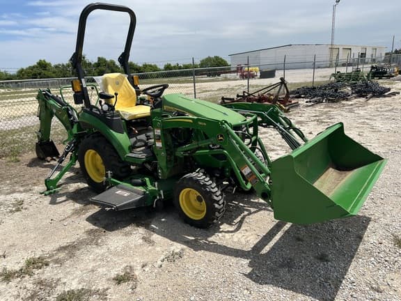 Image of John Deere 2025R equipment image 3