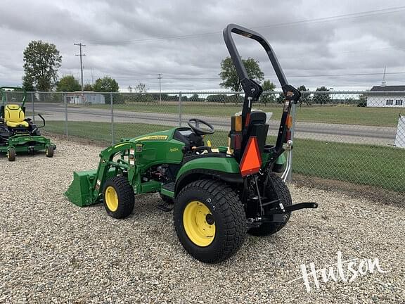 Image of John Deere 2025R equipment image 2