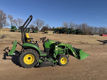 Main image John Deere 2025R