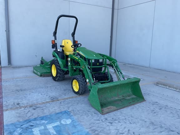 Image of John Deere 2025R equipment image 2