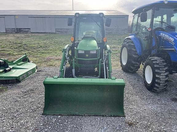 Image of John Deere 2025R equipment image 1