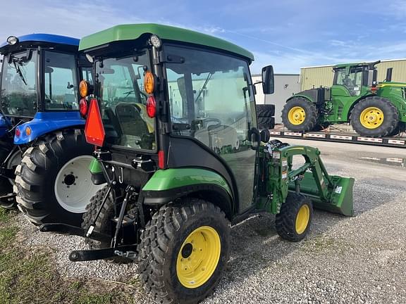 Image of John Deere 2025R equipment image 4