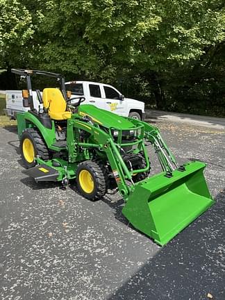 Image of John Deere 2025R equipment image 1