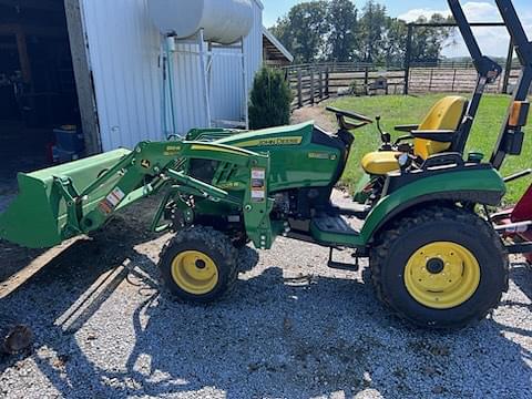 Image of John Deere 2025R equipment image 1