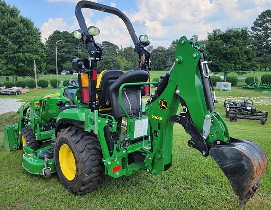 Image of John Deere 2025R equipment image 2
