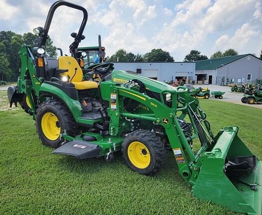 Image of John Deere 2025R equipment image 1