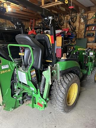 Image of John Deere 2025R equipment image 4