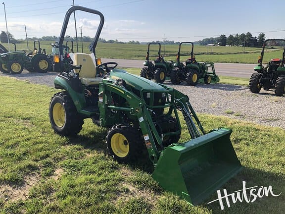 Main image John Deere 2025R