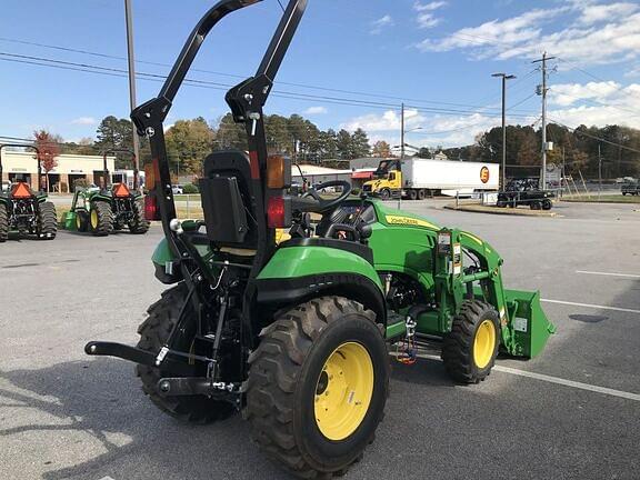 Image of John Deere 2025R equipment image 3