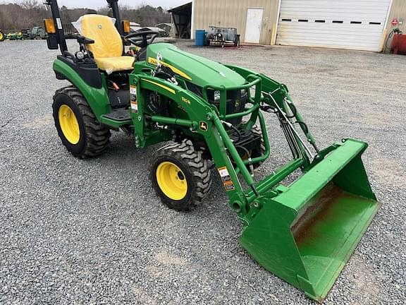 Image of John Deere 2025R equipment image 3