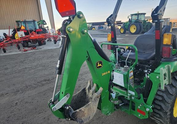 Image of John Deere 2025R equipment image 1