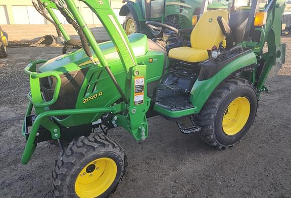 Image of John Deere 2025R Primary image