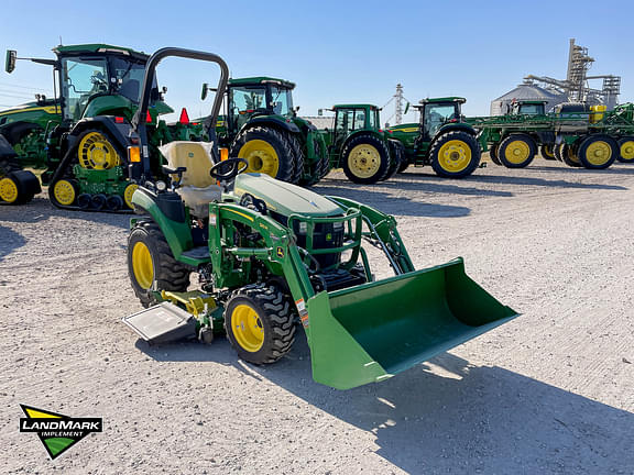 Image of John Deere 2025R equipment image 2