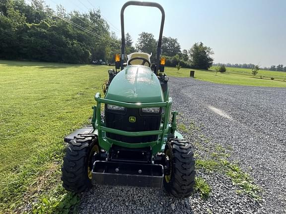 Image of John Deere 2025R equipment image 1