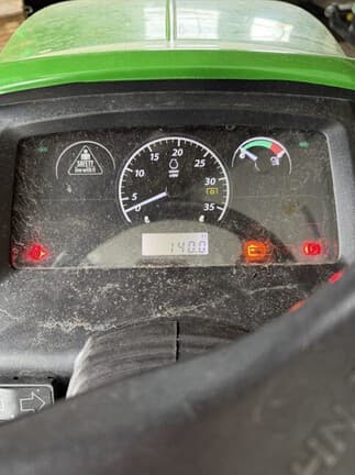 Image of John Deere 2025R equipment image 1