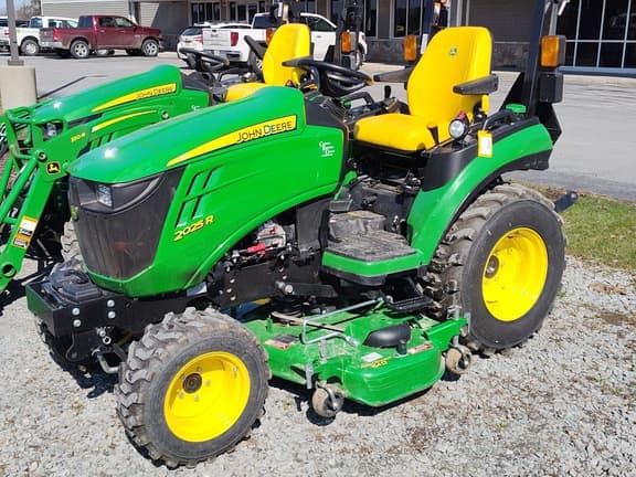 Image of John Deere 2025R Primary image