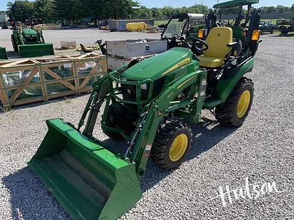 Image of John Deere 2025R equipment image 3