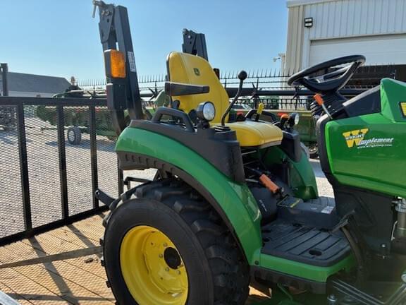 Image of John Deere 2025R equipment image 2