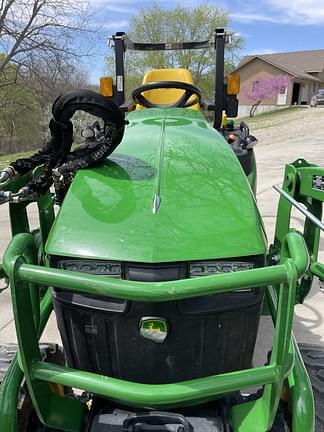 Image of John Deere 2025R equipment image 3