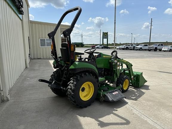 Image of John Deere 2025R equipment image 3