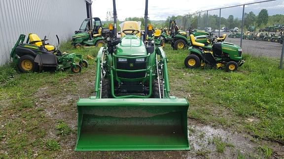 Image of John Deere 2025R equipment image 2