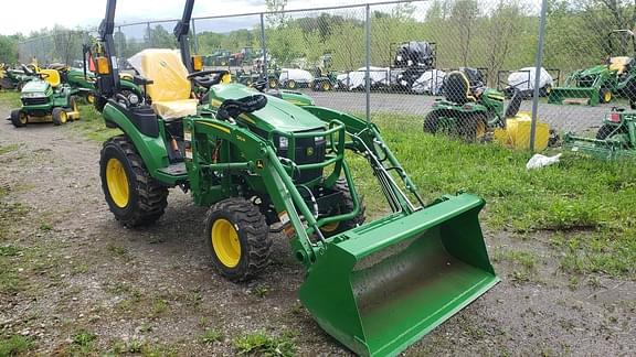 Image of John Deere 2025R equipment image 3