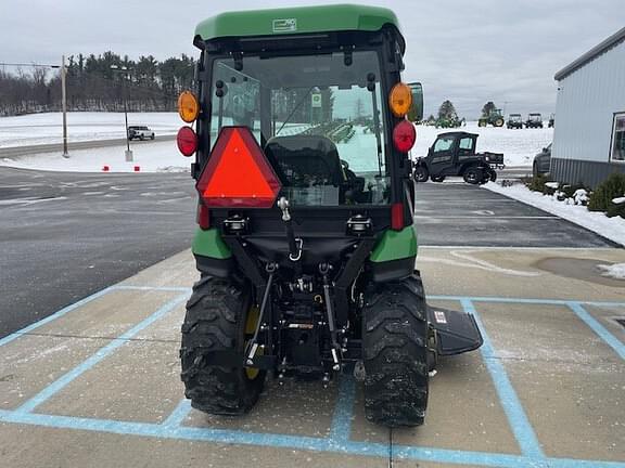 Image of John Deere 2025R equipment image 3