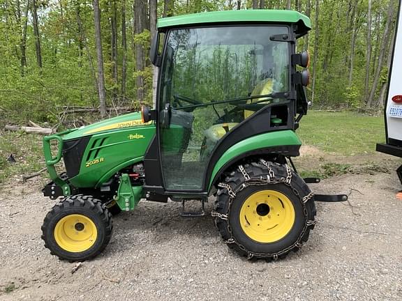 Image of John Deere 2025R Primary image