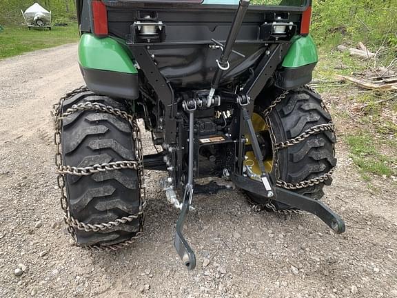 Image of John Deere 2025R equipment image 3