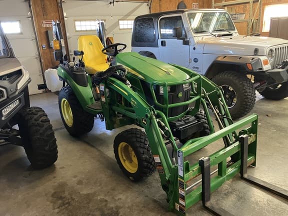 Image of John Deere 2025R equipment image 1