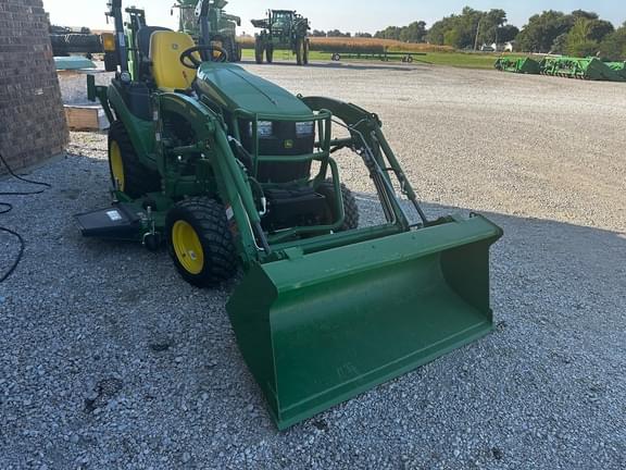 Image of John Deere 2025R equipment image 1