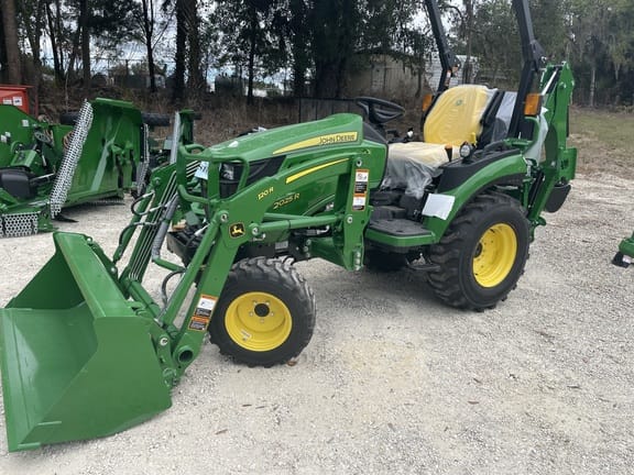 2024 John Deere 2025R Equipment Image0