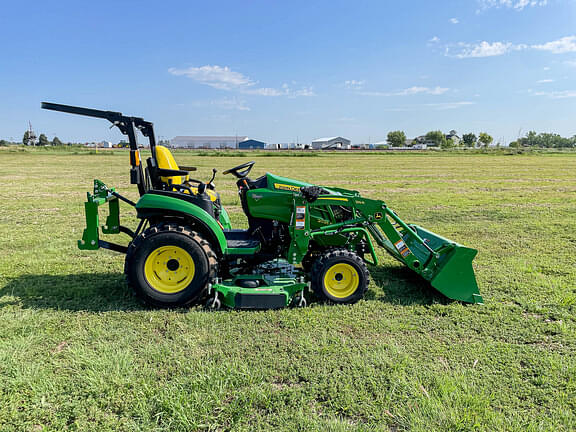 Image of John Deere 2025R equipment image 3