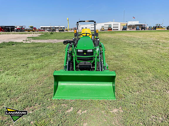 Image of John Deere 2025R equipment image 1