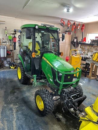 Image of John Deere 2025R Primary image