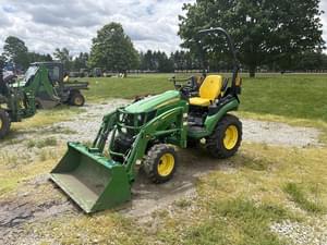 2023 John Deere 2025R Image