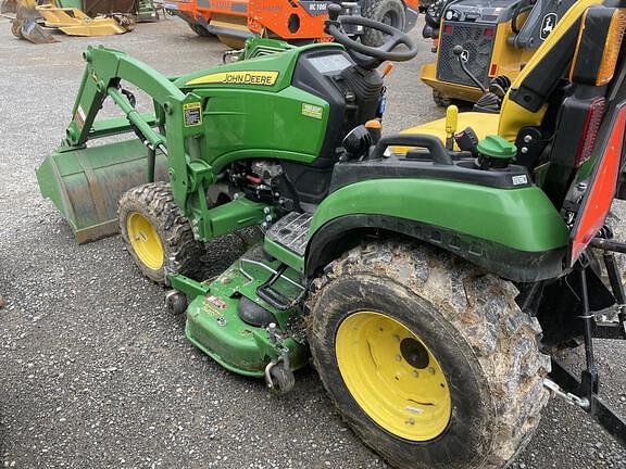 Image of John Deere 2025R equipment image 2
