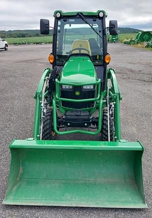 Image of John Deere 2025R equipment image 2