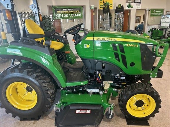 Main image John Deere 2032R