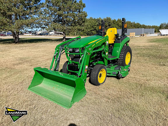 Image of John Deere 2032R Primary image