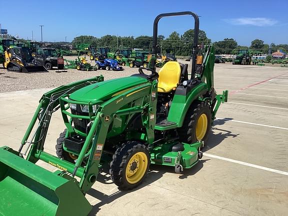 Image of John Deere 2032R equipment image 1
