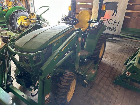 Image of John Deere 2032R Primary image