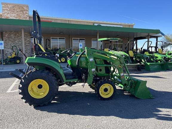 Image of John Deere 2032R equipment image 1