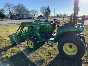 Main image John Deere 2032R 1