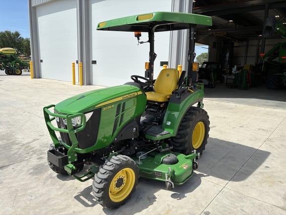 2023 John Deere 2038R Equipment Image0